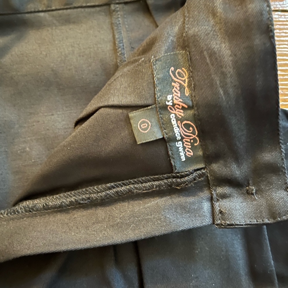 Trashy Diva Classic Black Pencil Skirt - Picture 4 of 4